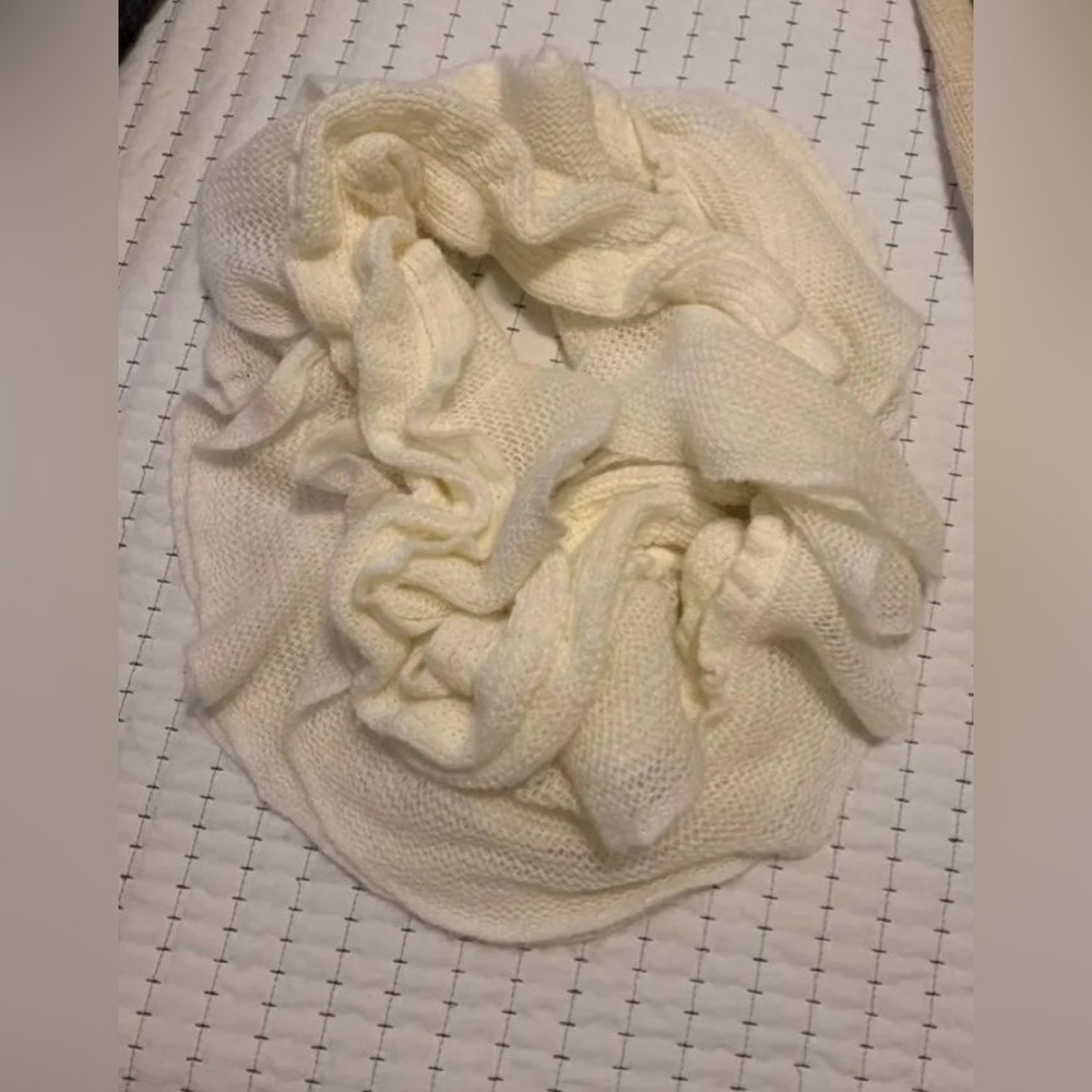 Cozy Cream Knit Scarf